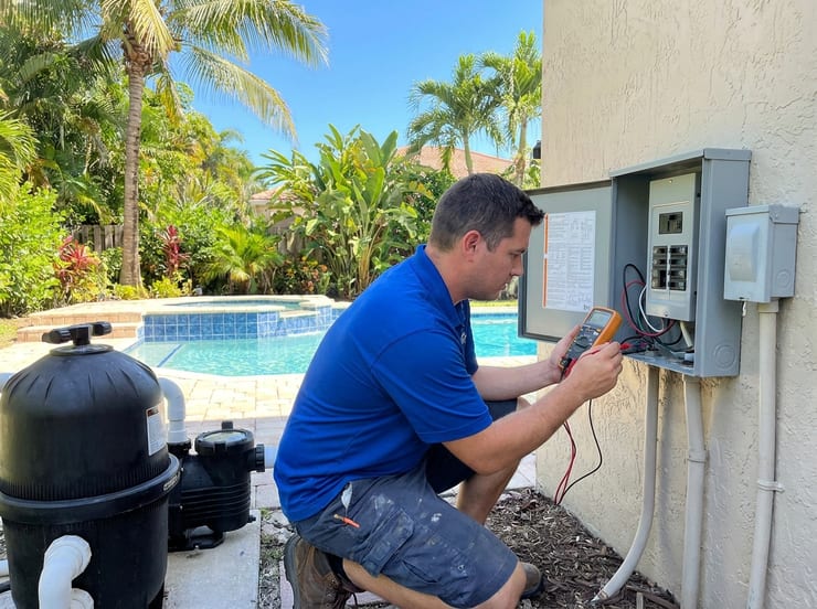 reparación eléctrica de piscina
